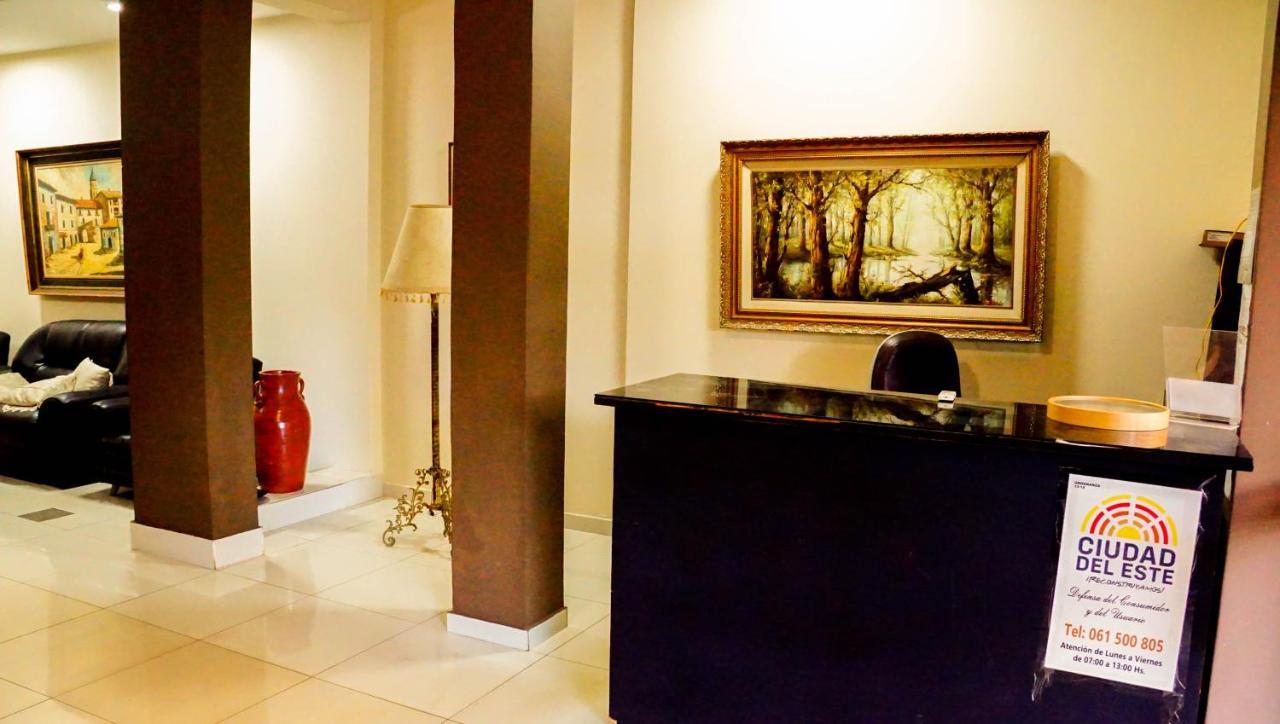 Turis Hotel Ciudad del Este Esterno foto